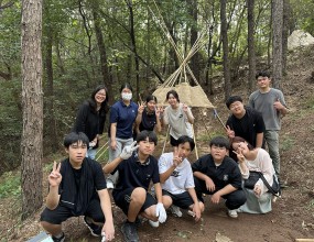  고요한 작가와 학생들이 구슬 땀과 열정으로 지은 셸터 프로젝트!A Shelter Project, built by artist Ko Yohan and the students with beads of sweat and passion! 